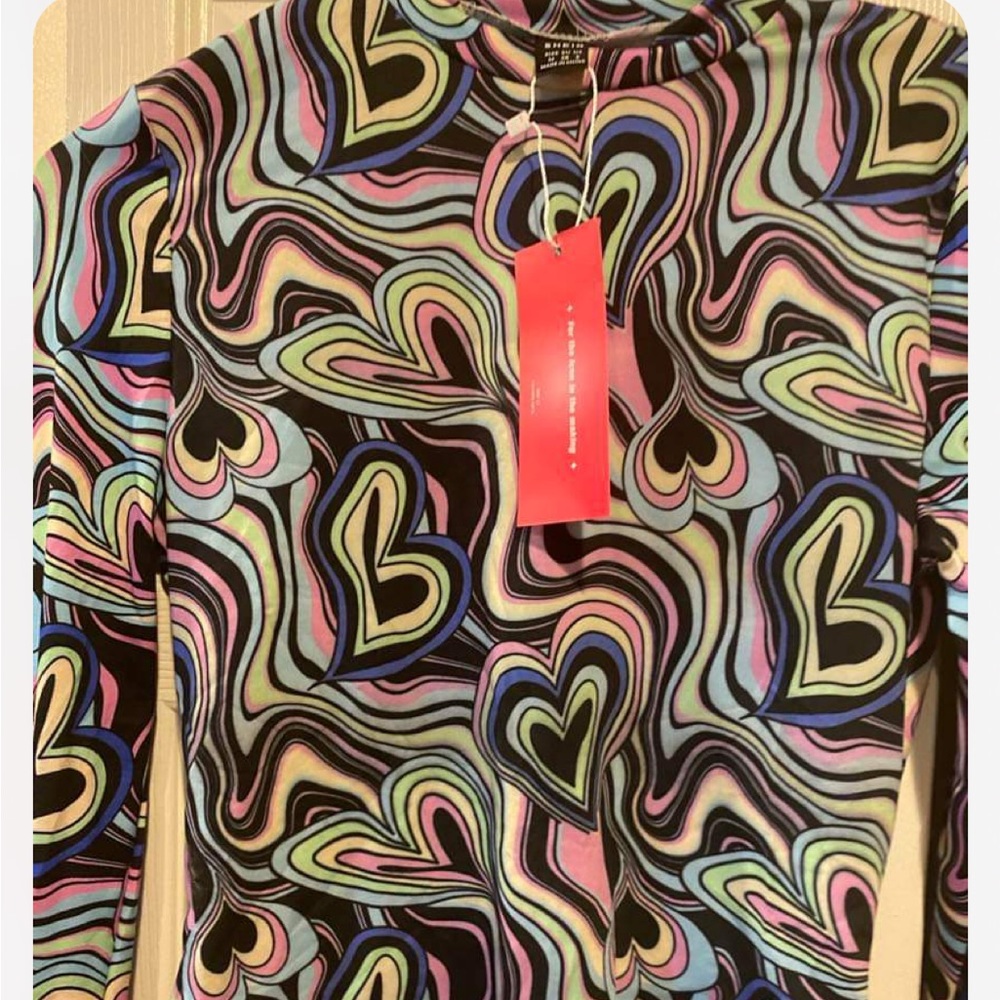 NWT SHEIN ICON Long Sleeve Heart Pattern Top Size Medium